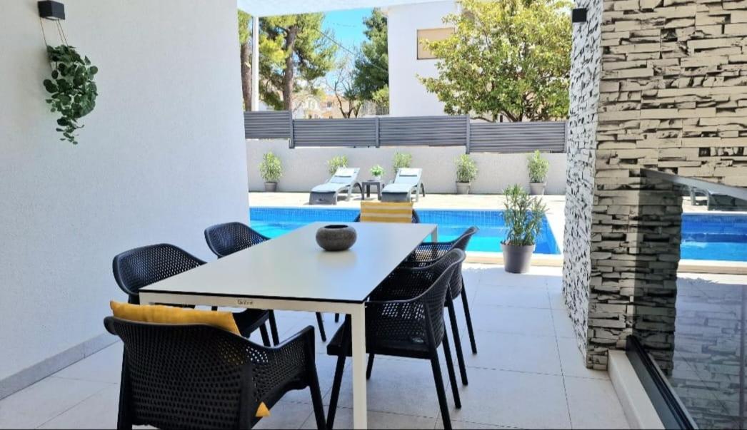 Villa Ema Kastela With Private Heated Pool Extérieur photo