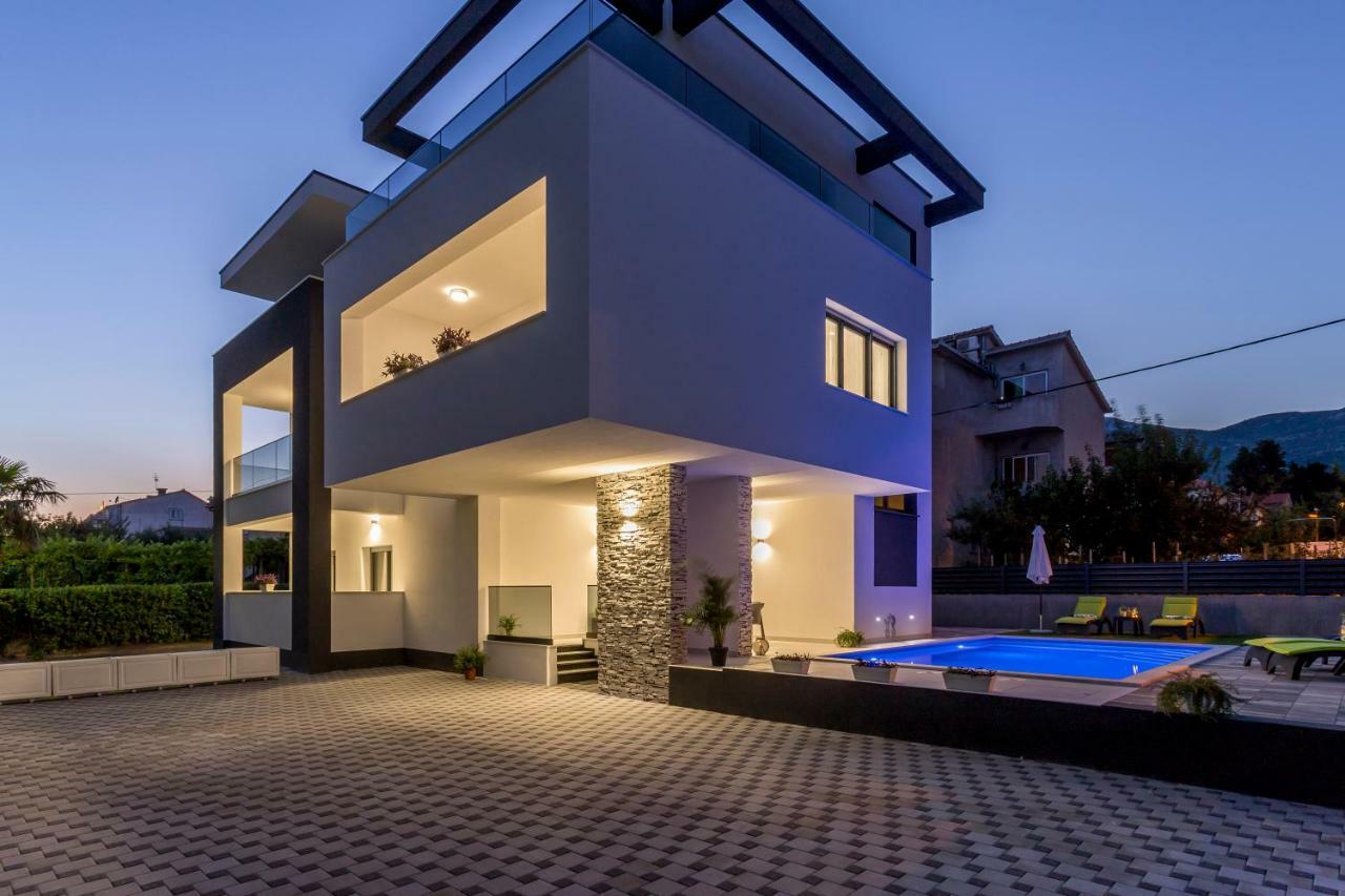 Villa Ema Kastela With Private Heated Pool Extérieur photo